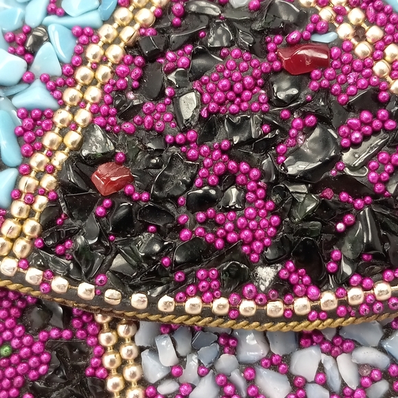 VINTAGE Handmade INDIAN Stones & Beads Mosaic Over Metal Top Flap Crossbody EUC - Picture 8 of 15